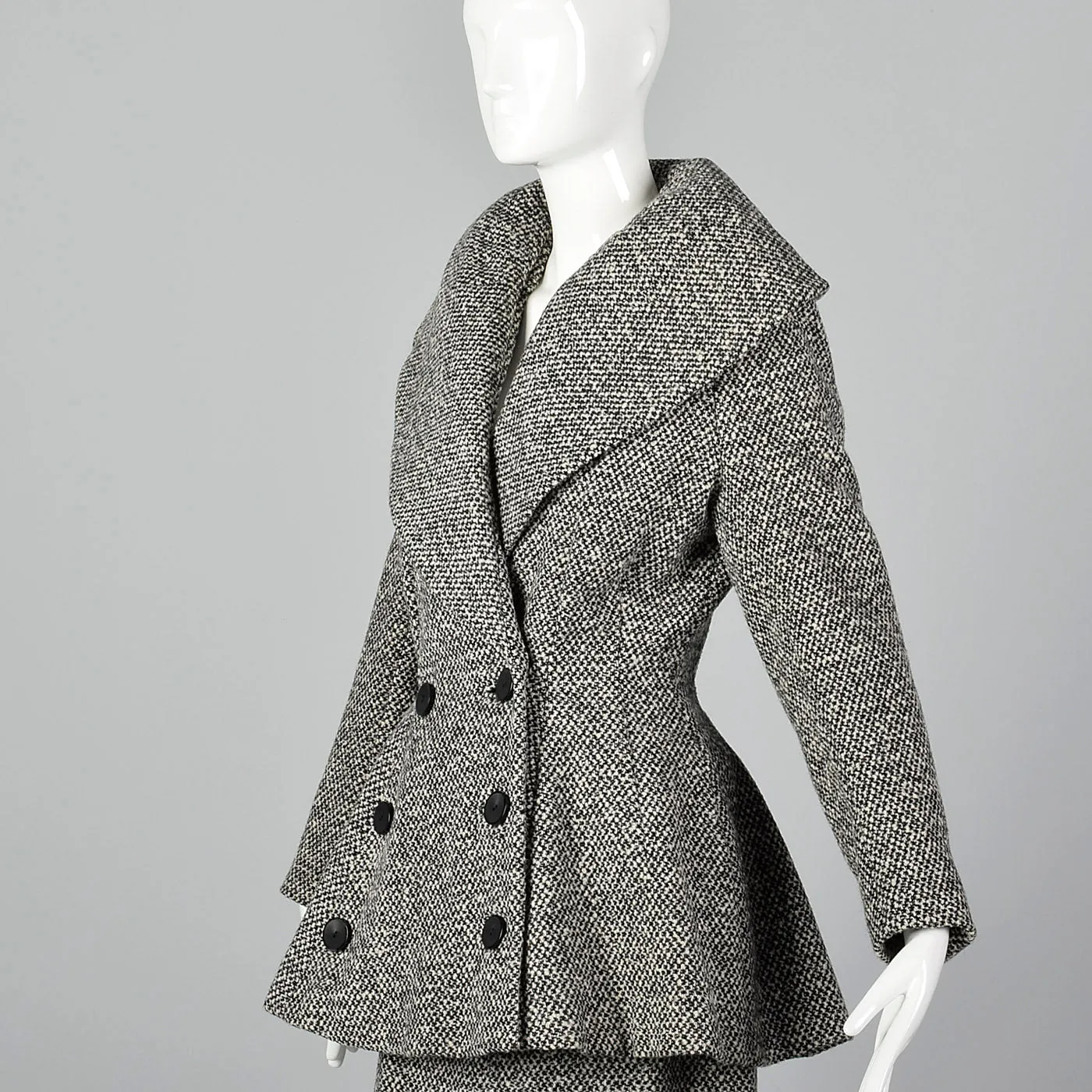 1950s Wool Tweed Skirt Suit with Sculptable Portrait Collar