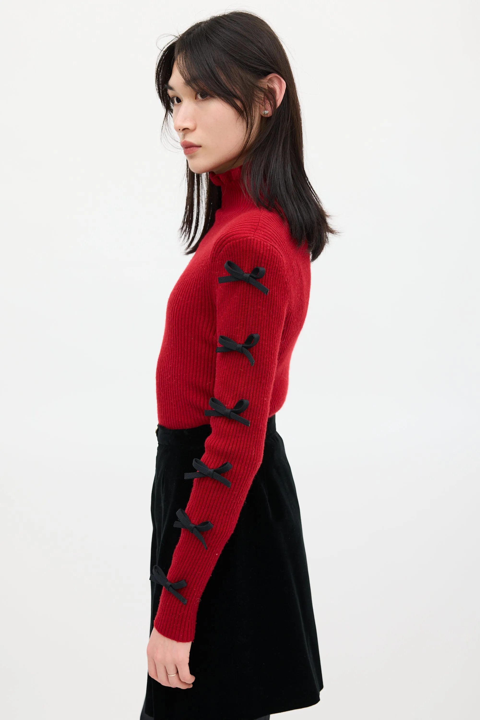 Red & Black Wool Bow Knit Sweater