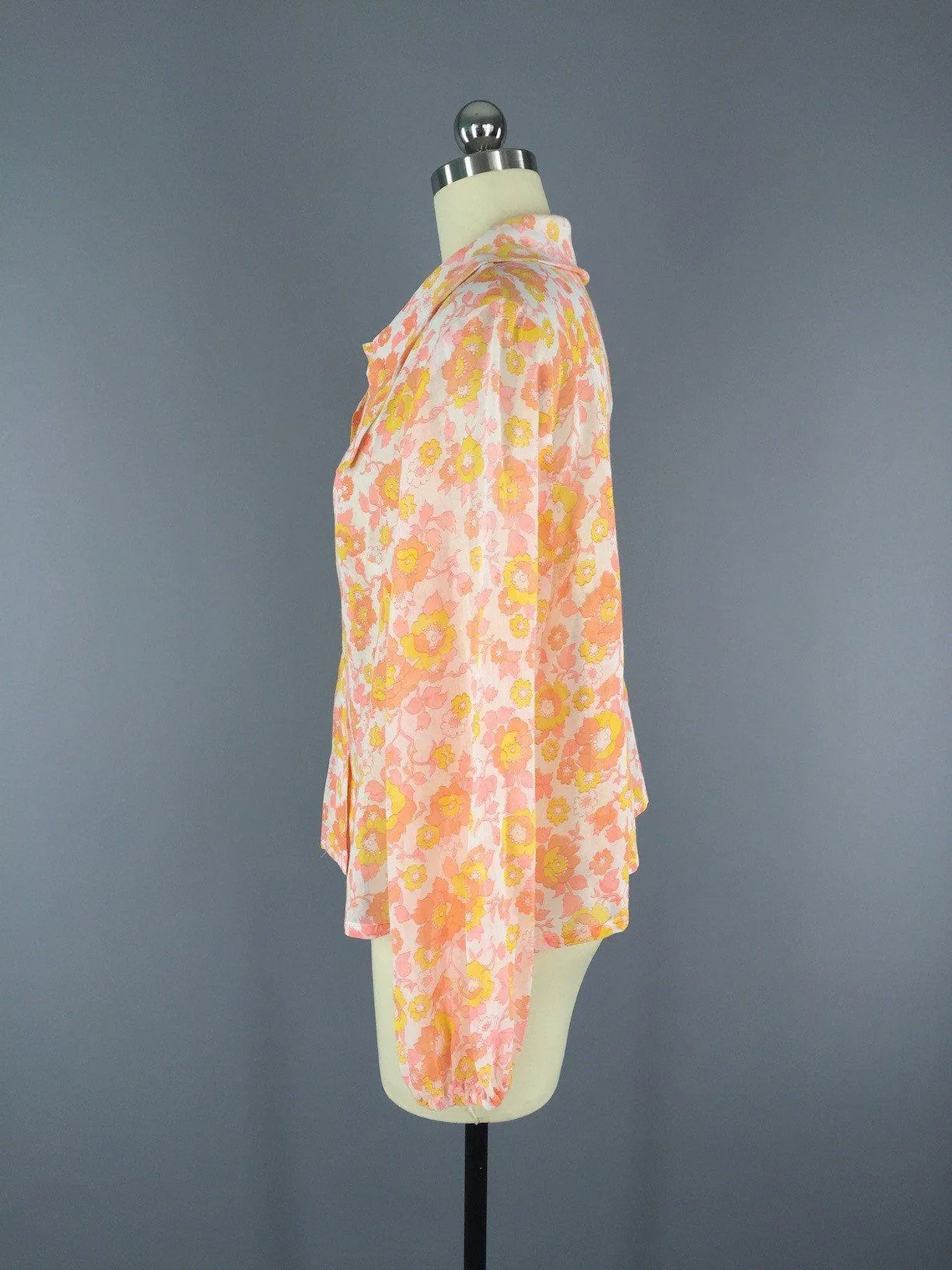Vintage Blouse / Floral Print Cotton Voile